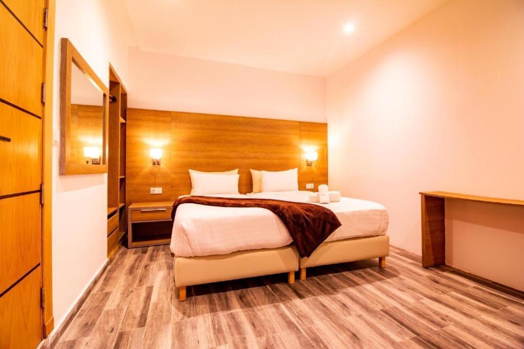 Hotel Mechouar Plaza Szavíra Kültér fotó